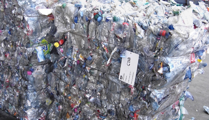 Accord entre le Parlement européen et les Vingt-Sept pour limiter la pollution liée aux emballages 